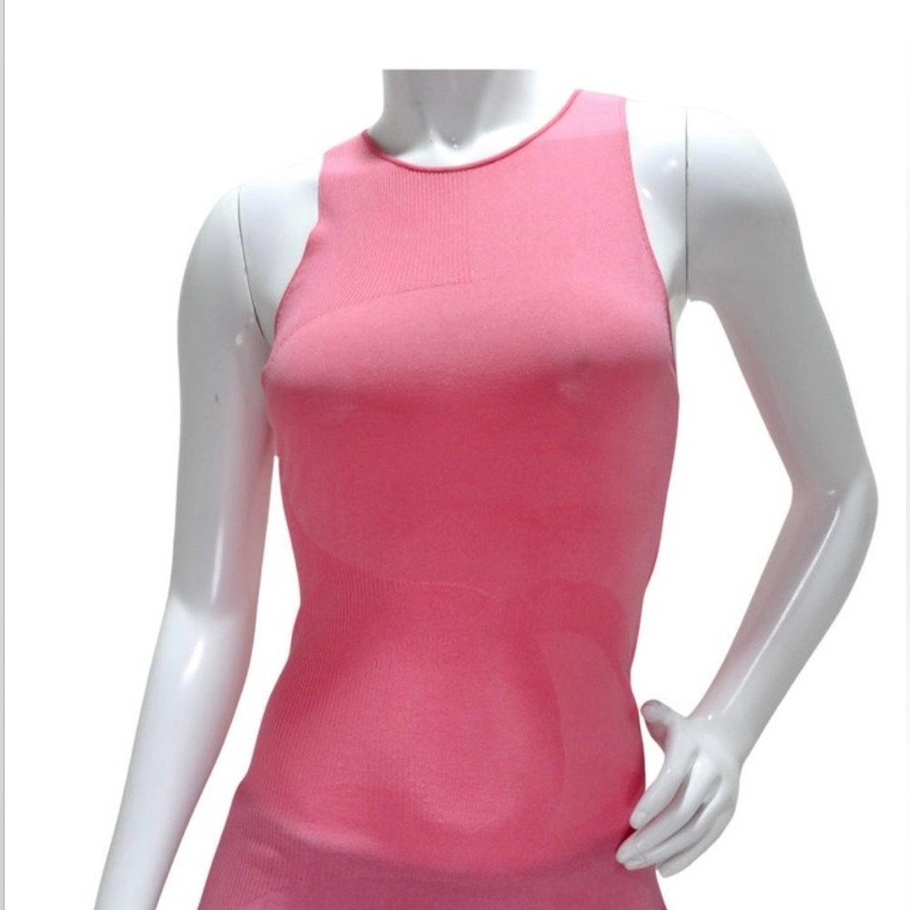 👚💎Chanel CC Pink Knit Top Size 38. Rare Tank